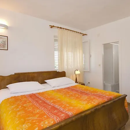 Lukrecia - Stone With Pool & Sea Views I Supetar, Brac *